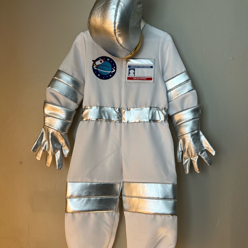 Kids Space Explorer Astronaut Costume with Silver Details Gloves and Helmet